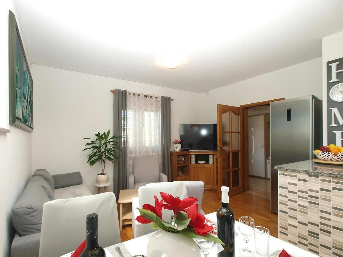 House Kristina 2087 Villa Pula
